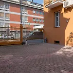 Leader Apartment 2 - Monzino - Hockey Msg Arena - Linate -